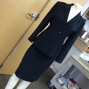 Jasper navy suit 10p